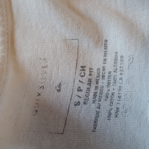 3 For $30….Classic Quicksilver Tee. - Picture 5 of 5